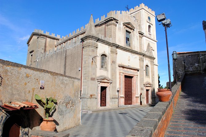 From Taormina: Private/Guided Godfather with appetizer and Pasta - The Mafia Context: Structure, Anti-Mafia Fight, and Tone