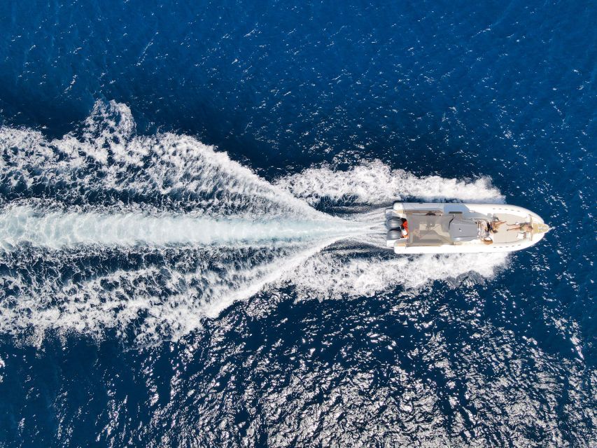 From Trapani: Egadi Islands Favignana & Levanzo Cruise - Group size and guides: why max 12 helps