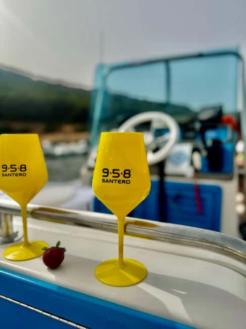 From Trapani: Favignana and Levanzo full-day tour with lunch and aperitif - Lunch on Board: Pane Cunzato and Drinks Included