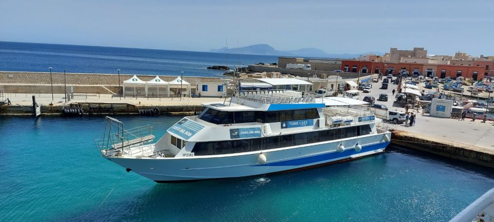 From Trapani: Favignana and Levanzo Mini Cruise with Lunch - Favignana Town Time: Streets, Photos, and the Best Way to Use 2 Hours