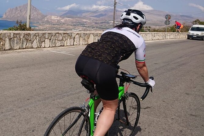 Full Carbon Road Bike Rental - Safety and support: the difference between a rental and a ride