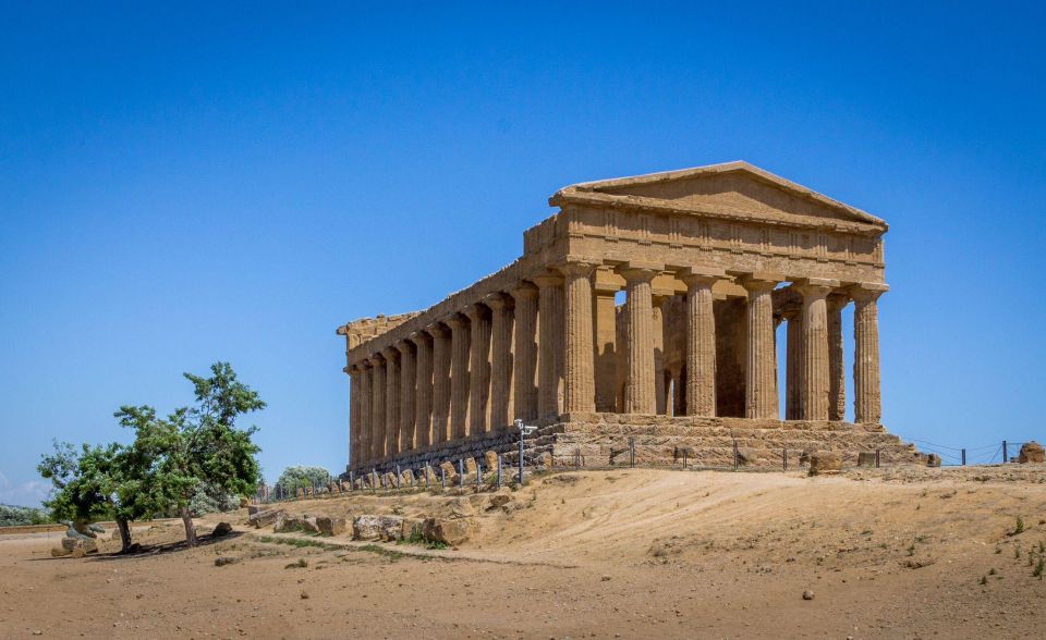 Full day Agrigento from Palermo - Tuesday, Thursday, Friday - Agrigento Historic Center: The 1-Hour Reality Check