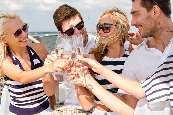 Full Day on board with lunch in luxury private tour - Key highlights