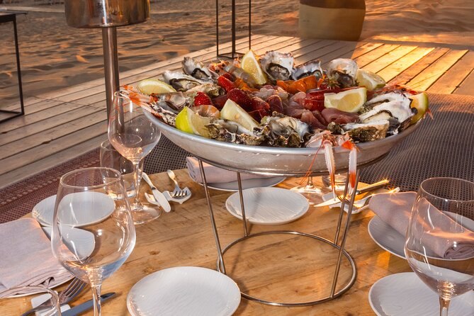 Full Day Pass to Cala Manbrù Beach Club - Food and drinks: open-air lunch plus bar breaks