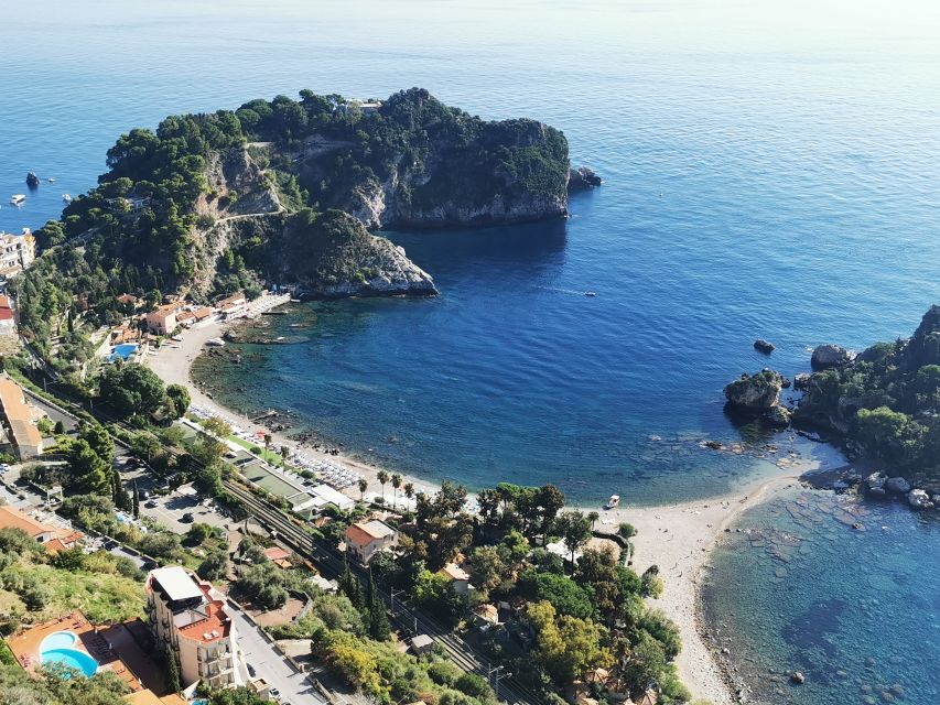 Giardini Naxos: Semi-Submarine Tour to Isola Bella - Isola Bella Nature Reserve: posidonia grass and the animals to scan for