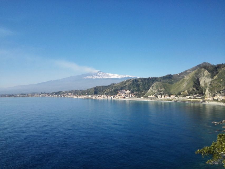 Giardini Naxos, Taormina and Castelmola Tour - First stop: Giardini Naxos Bay for that “start-of-vacation” mood