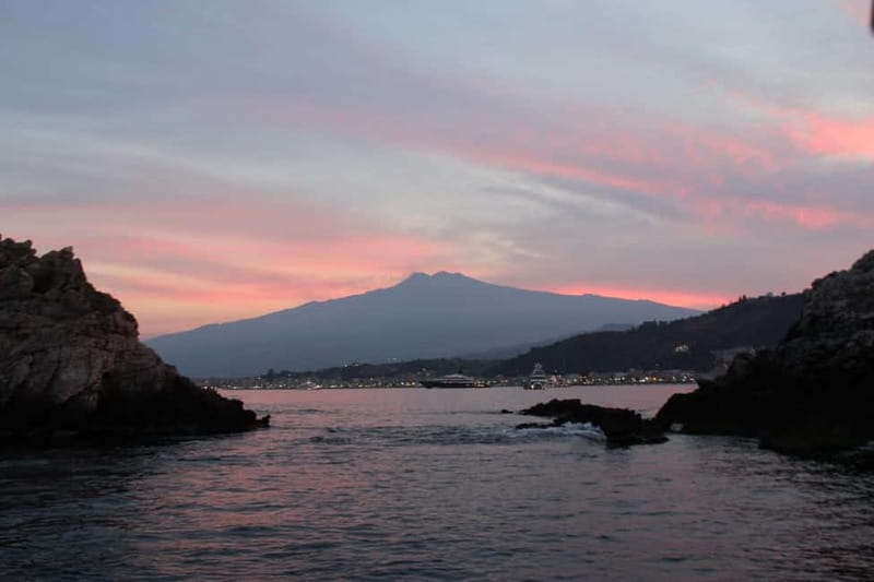 Giardini Naxos Taormina: Dolphin Watching Sunset Tour - Food and Prosecco onboard: good value, but watch your expectations