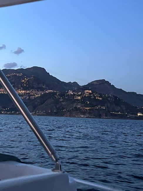 Giardini Naxos Taormina: Dolphin Watching Sunset Tour - Dolphin watching: how to maximize your odds