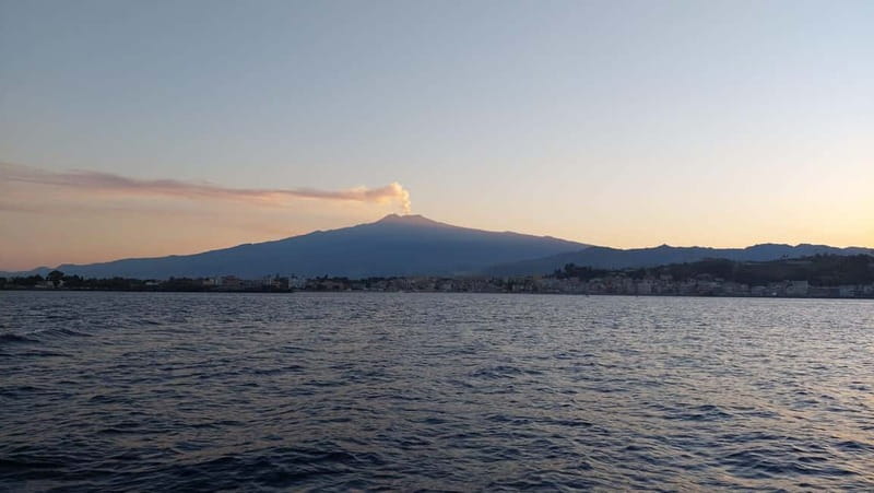 Giardini Naxos Taormina: Dolphin Watching Sunset Tour - Meeting the Kristal boat: logistics that save time