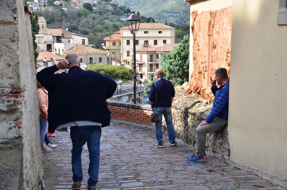 GODFATHER TOUR film's locations departure from Taormina area - Guide quality and coach comfort: what to watch for before you expect movie-nerd detail