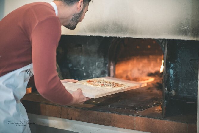 Gourmet Pizza Workshop and Wine Tasting - Wood-Fired Oven Cooking: Why Fresh Pizza Feels Different