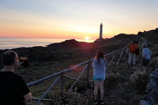 Guided Geological Excursion to Ustica - Basaltic colonnades inserted in a beach re-emerged