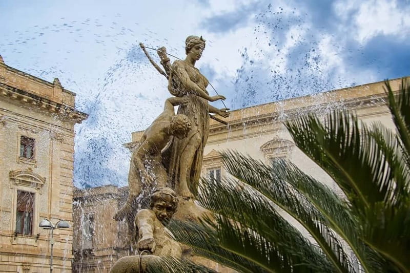 Guided tour of Ortigia with Fish Street Food at the market - Who This Tour Suits (and Who Might Want Something Else)