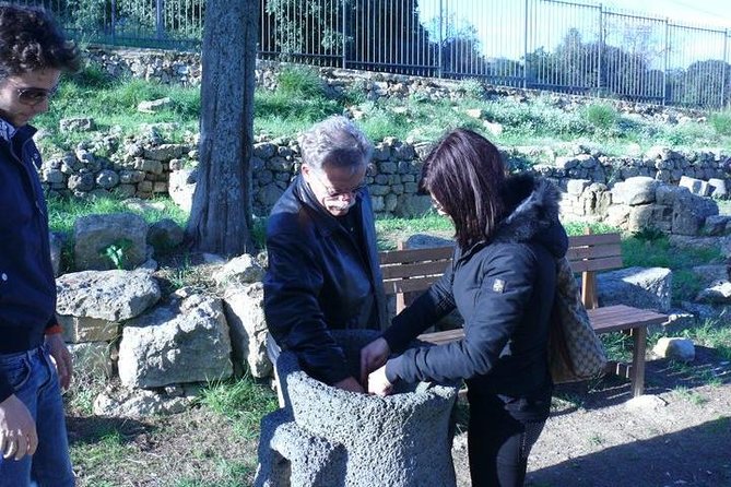 Guided tour of the Archaeological Museum of Aidone Morgantina. - Why Zagara Palermo’s guiding style makes a difference