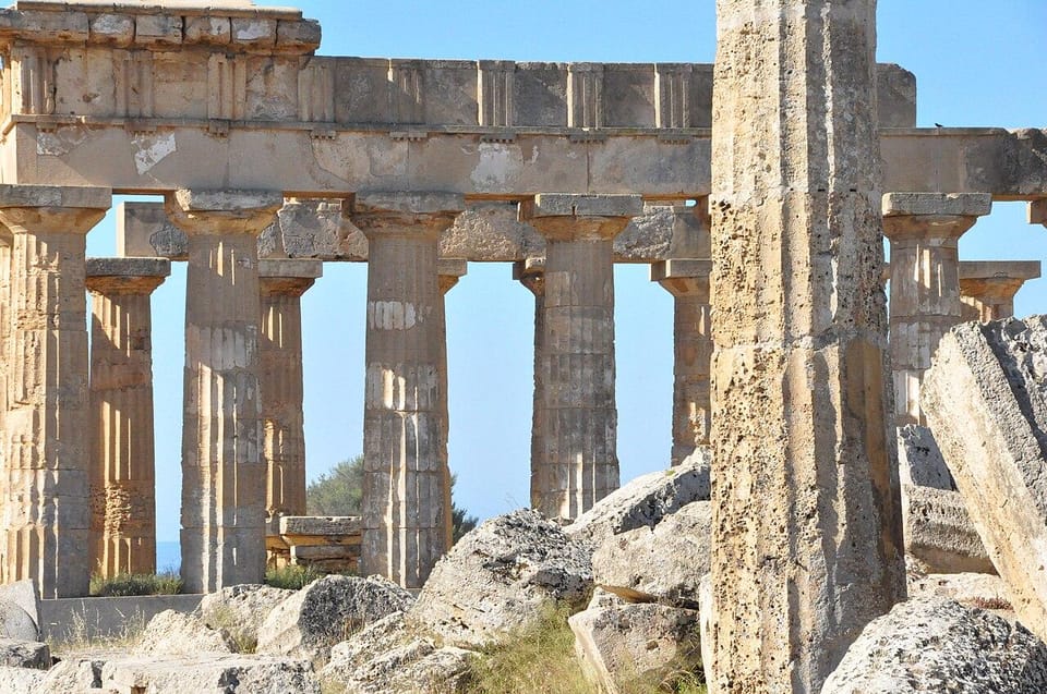 Guided tour of the Selinunte Archaeological Park - Temple of Hera: Doric Columns and a View That Makes Sense