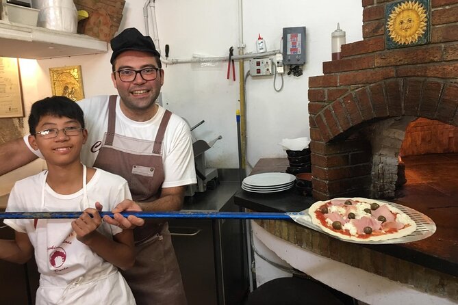 Half-Day Pizza Making Class in Taormina - Group Size, Language, and Who This Class Fits Best