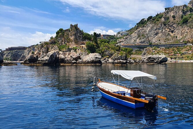 Half Day Private Guided Boat Tour in Taormina - Meeting point and timing: getting on board without stress