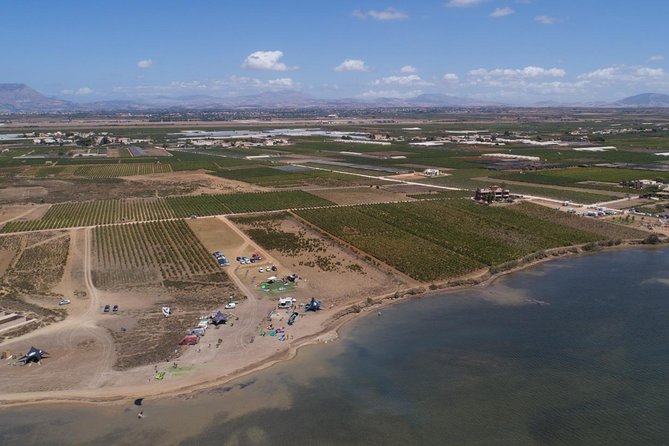 Kitesurfing and windsurfing in Sicily in the Lo Stagnone lagoon - Lo Stagnone’s lagoon setup: why you learn faster here