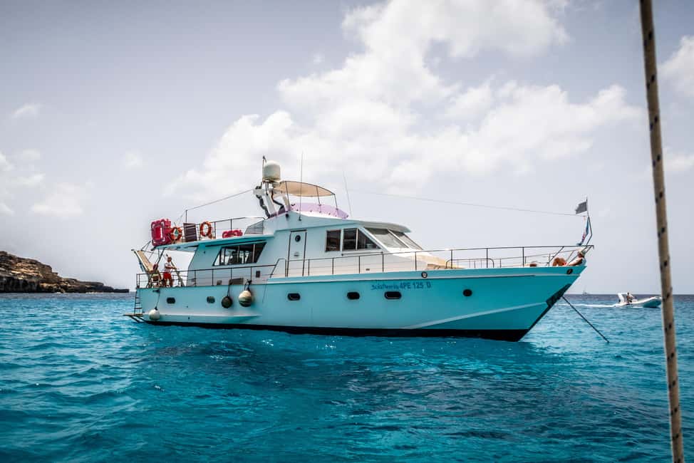 Lampedusa: Yacht excursion, swimming stops and typical lunch - Tabaccara, Rabbit Island, and Cala Pulcino: the first water hits