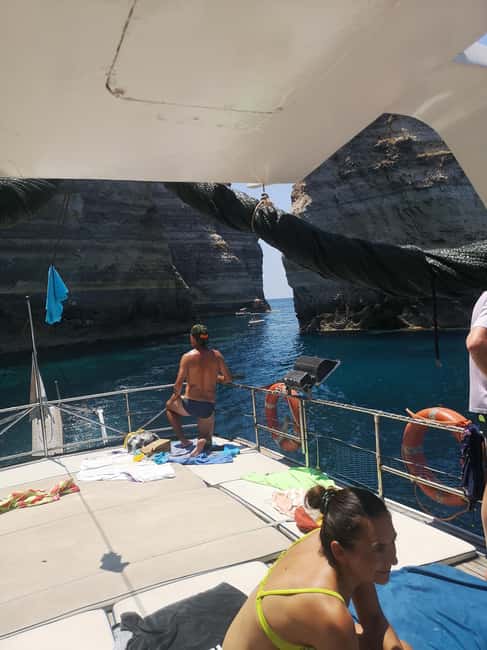 Lampedusa: Yacht excursion, swimming stops and typical lunch - Fish lunch on board: what you actually eat