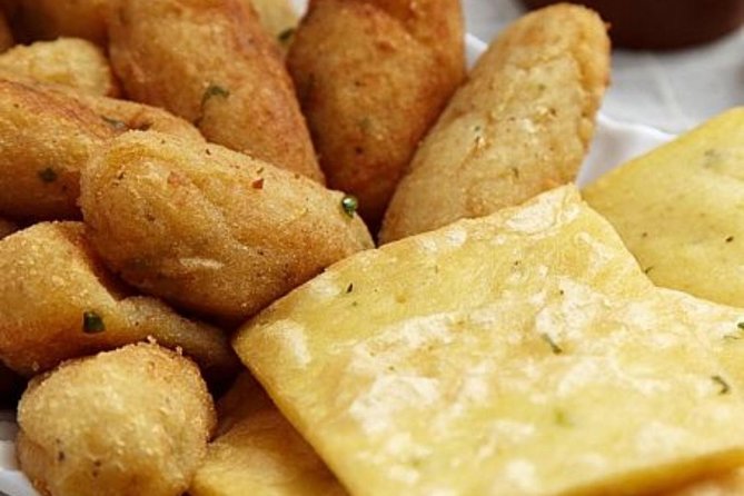 Last minute Palermo Walking Tour and Street Food - Starting at Quattro Canti: your orientation shortcut