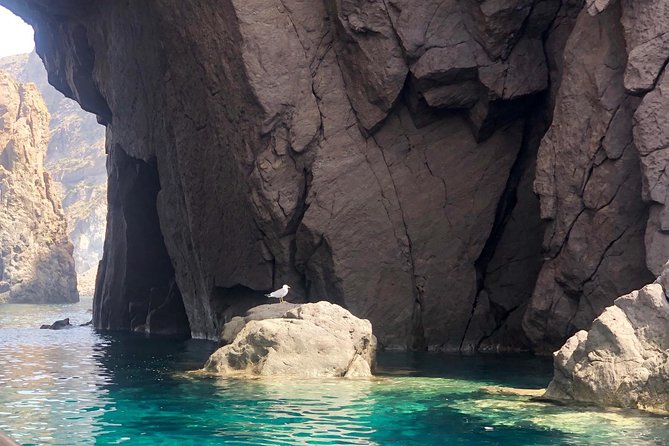 Lipari & Salina - Comfort on a Gozzo: Sunshine Time and Boat-Realism