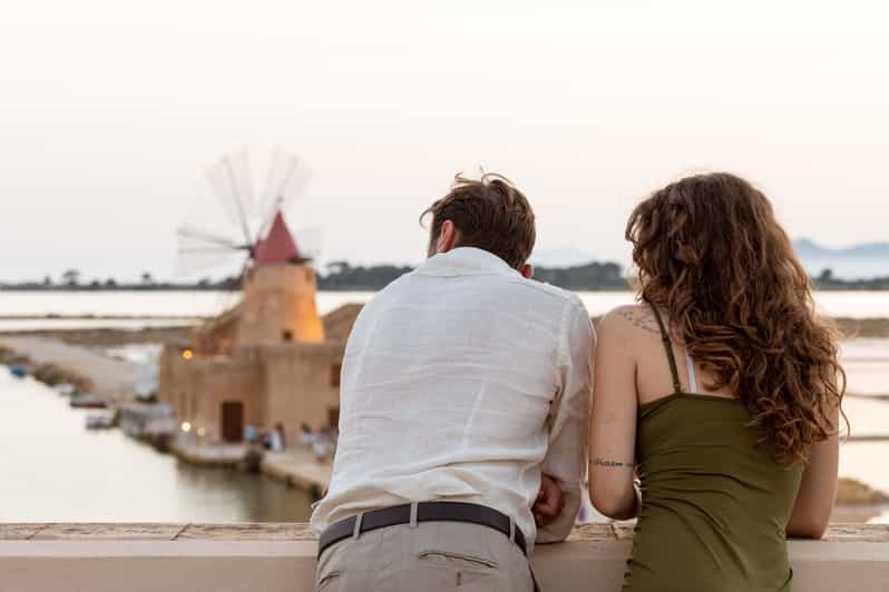 Marsala Aperitif Mamma Caura Rooftop - Entering the SEI salt pans: the setting does the storytelling