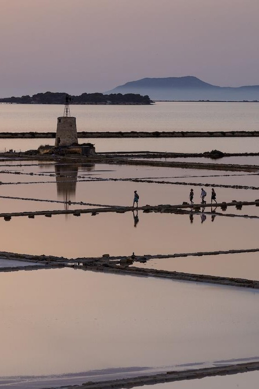 Marsala: Guided Salt Pans Walk Tour with Windmill Visit - Stagnone Reserve views and best light: when to time your visit