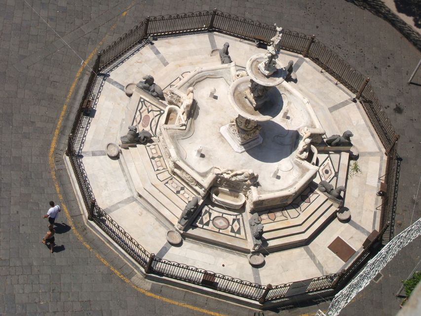 Messina: 2-Hour Walking Tour with a Private Guide - Symbolism in Stone: War, Faith, and How the Guide Connects It