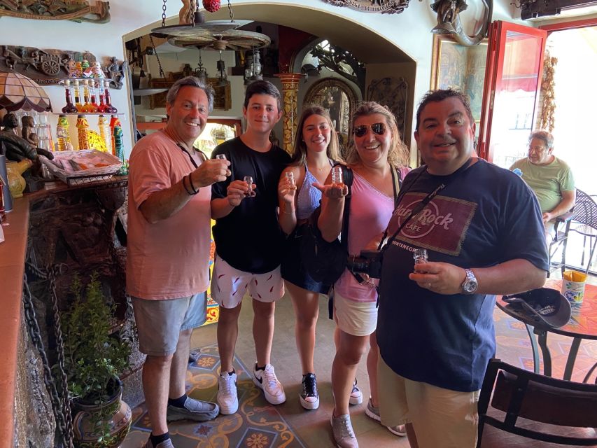 Messina: Ionian Coast Private Day Trip with Cannoli Tasting - Taormina’s balcony moments and the Isola Bella photo line