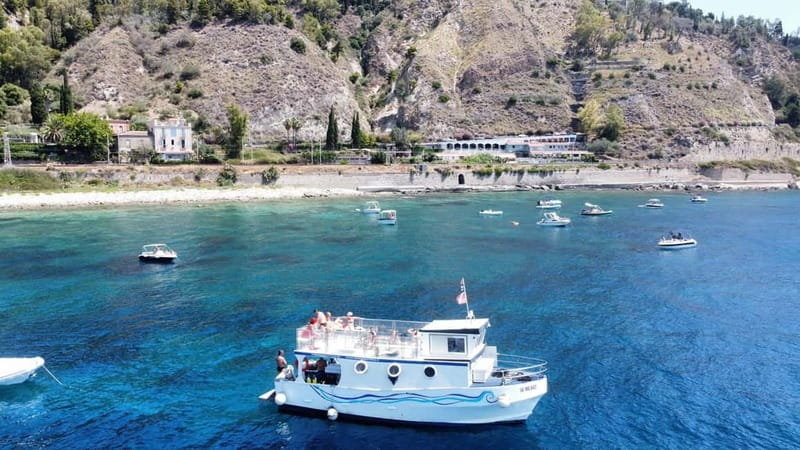 Mini-cruise Isola bella with snorkeling from Giardini Naxos - Giardini Naxos start at Ristorante Angelina: finding your boat