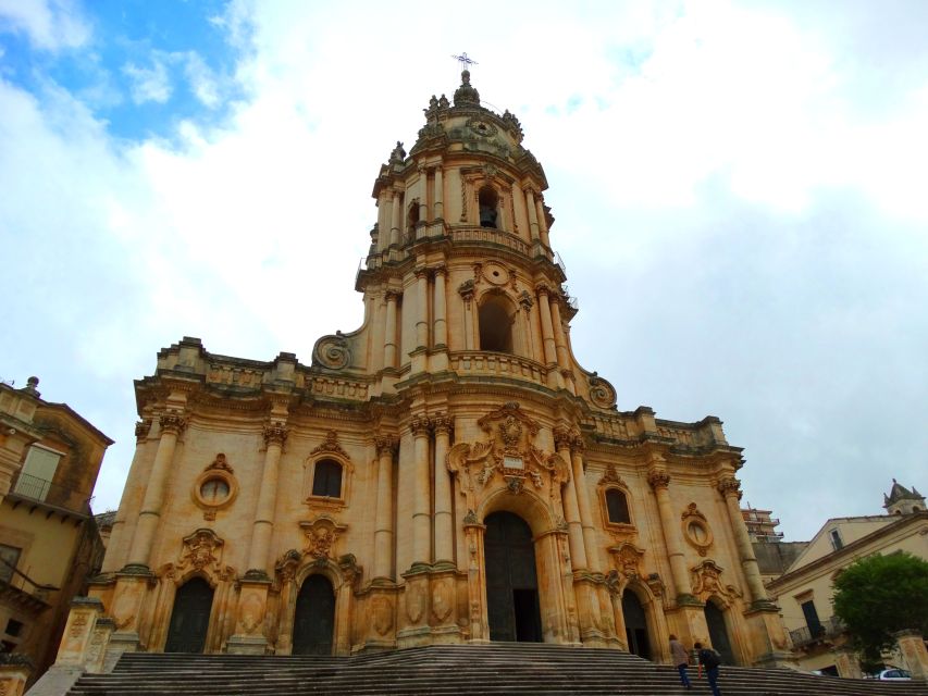 Modica private tour: the chocolate town in Sicily - Starting at Cathedral of San Giorgio and its 254-step approach