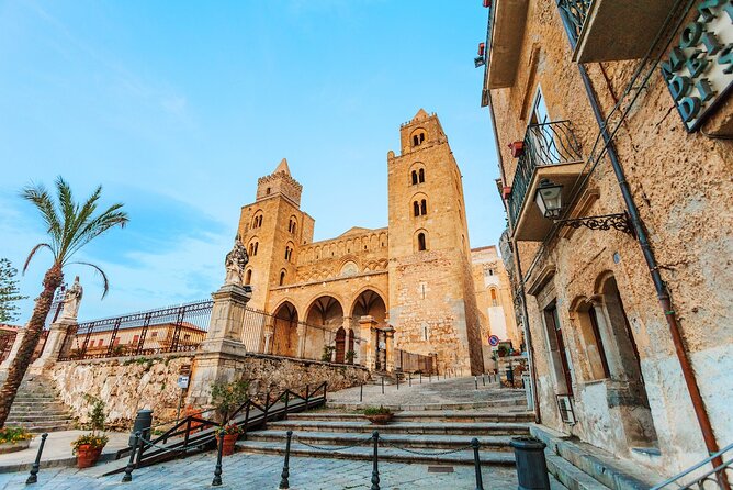 Monreale And Cefalù Half Day Excursion - Stop 1: Duomo di Cefalù and that Arabo-Normanno UNESCO vibe