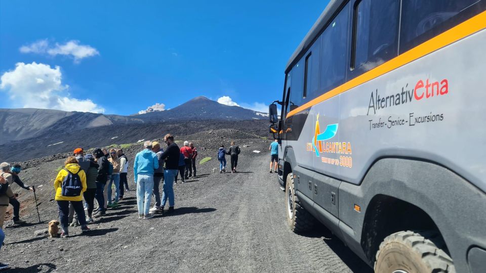 Mount Etna: Ascent to 2800m by 4x4 - 4x4 up to Pizzi Deneri (2810m) from Piano Provenzana