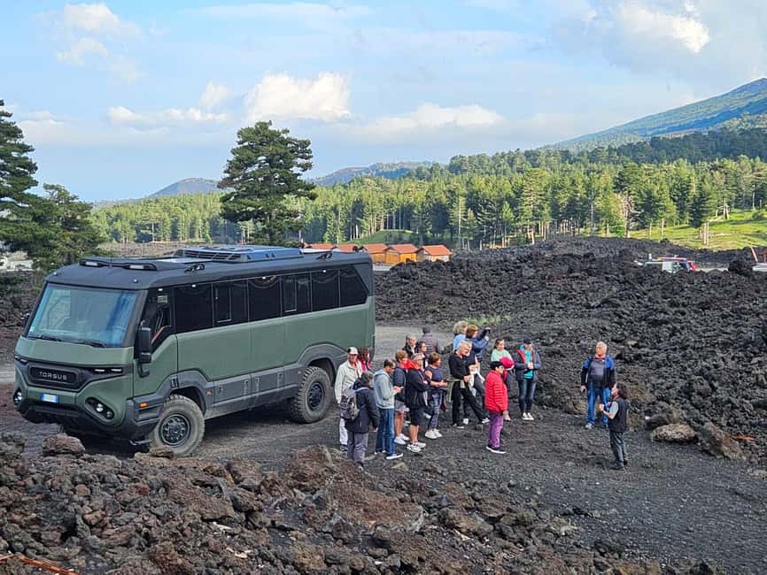 Mount Etna: North Upper Craters Guided Tour by 4x4 with Trek - Le Betulle Hotel ruins, then the named craters: the tour’s core story