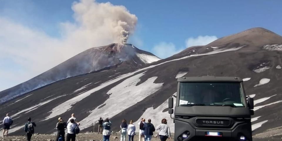 Mt. Etna Summit: Official box-office for Ascent to the Top - The Ride Up and the Timing: Where Your 2.5 Hours Actually Goes