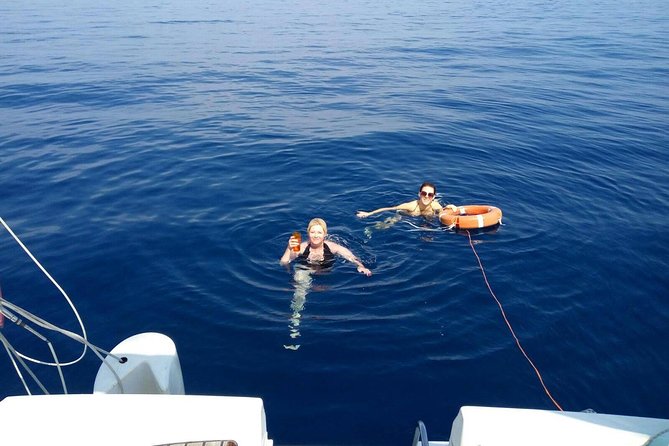 My sailing tour in Catania - Snorkeling Equipment and How the Water Stops Work