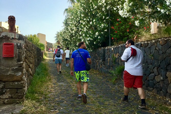Naturalistic excursion to Ustica - Meeting at Via Dottore Mario Randaccio: timing you can feel