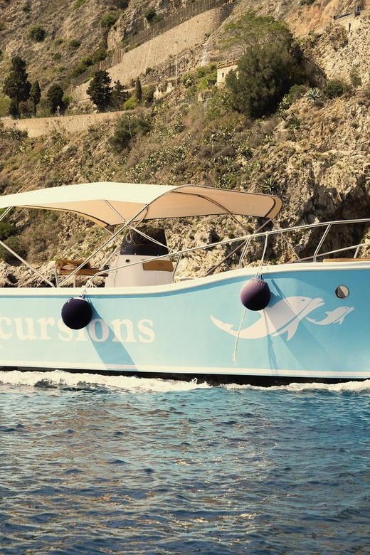 Naxos: Cruise on Isola Bella with swimming, fruit & prosecco - Swim and snorkel stops: when the water decides the vibe