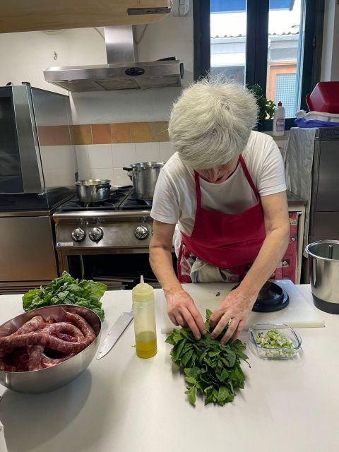 Noto: Highlights Experience tour Cooking from Farm to Fork - Harvest Time: Vegetables and Eggs Before Cooking