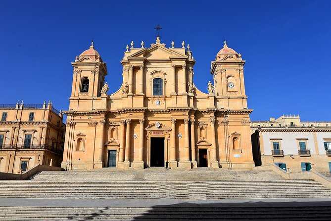 Noto Walking Tour - 9:30am at Viale Marconi: The Logistics That Make It Work