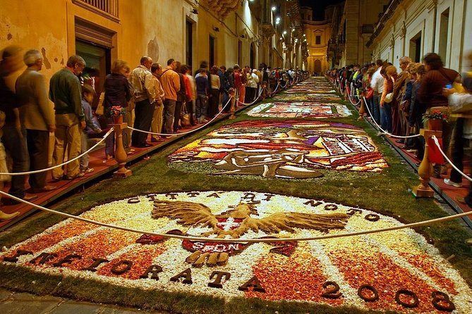 Noto Walking Tour - Porta Reale to Chiesa Santa Chiara: The First Stops Set the Tone