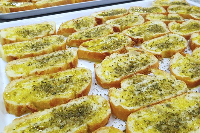 Olive Oil Tasting & Historic Olive Mill Tour in Ragusa area - The production video teaches more than oil
