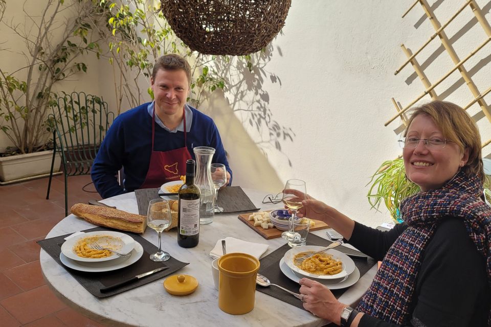 Palermo: 2-Hour Sicilian Cheese and Wine Tasting Tour - Where You Meet in Palermo (And How Not to Get Stuck Looking Around)