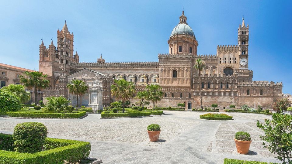 Palermo Audioguide - TravelMate app for your smartphone - Offline Audio and Text Mode: How to Avoid “Phone Battery Regrets”