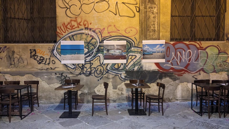 Palermo: Craft beer tasting with food samples at High Hops - Music, murals, and temporary art: why the room matters