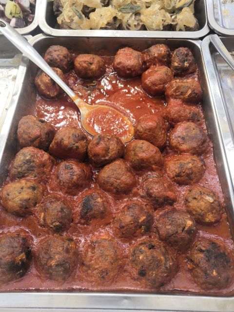 Palermo: Guided Food and Culture Tour with Tastings - The market streets and city sights you catch while you eat
