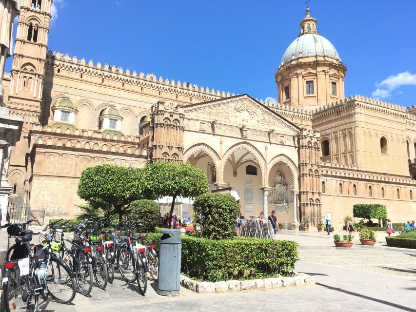 Palermo: Historic Center Guided Bike Tour with Food Tasting - Fontana Pretoria to Quattro Canti: seeing the “photo spots” with context