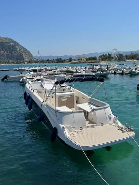 Palermo: Luxury Boat Tour with Snacks and Snorkeling - Stop 2 in Golfo di Mondello: Your First Real Look at the Water