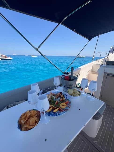 Palermo: Luxury Boat Tour with Snacks and Snorkeling - Stop 3: Cristoforo Colombo – Roosevelt for a Second Snorkel Window